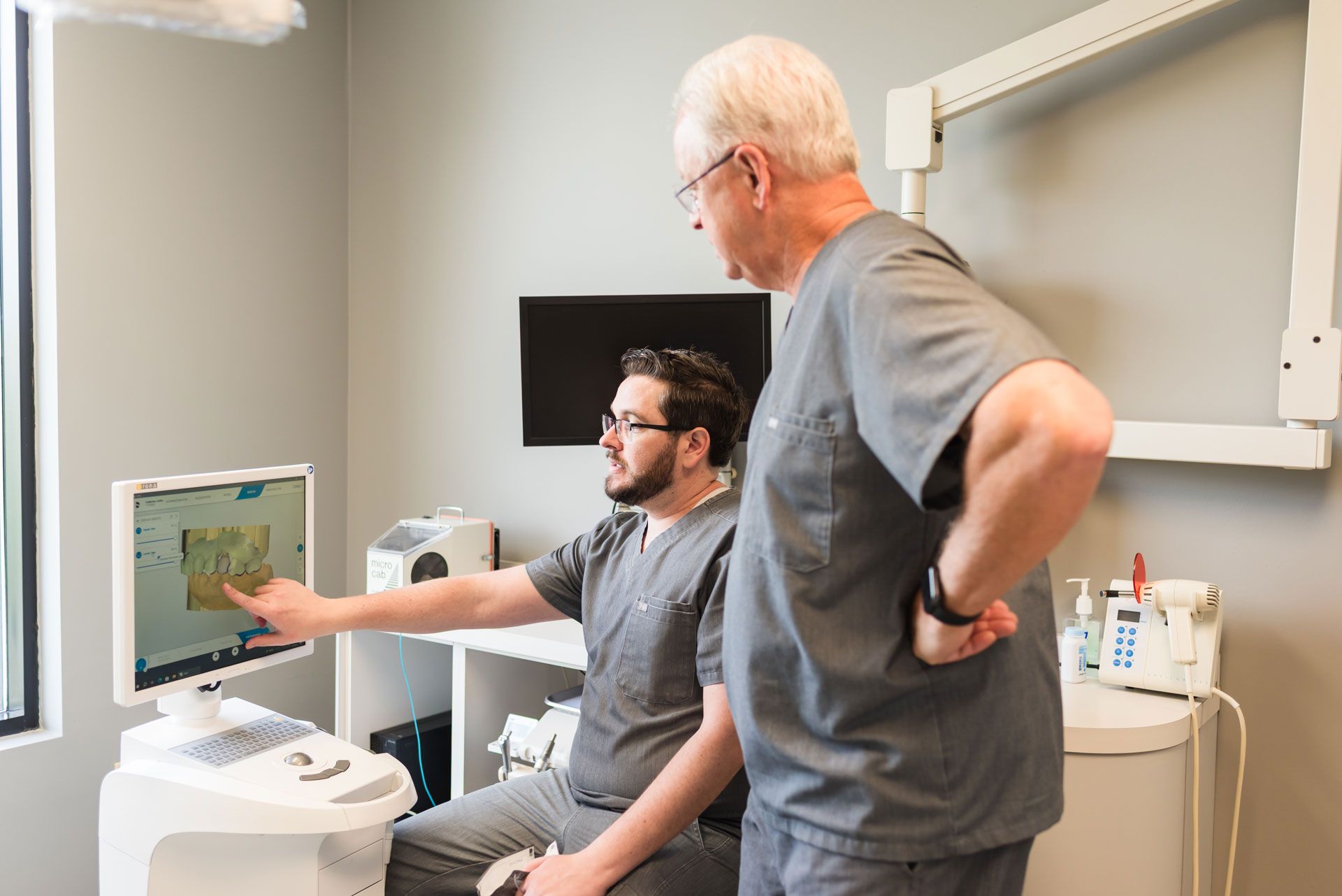 northcreek-dental-implants-section